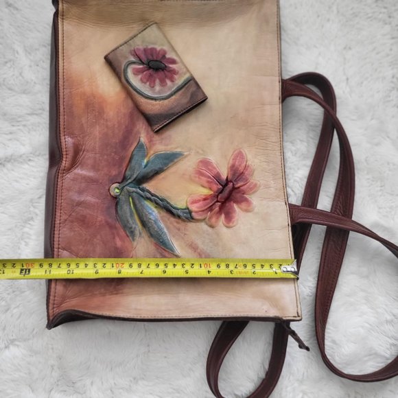 Handmade Leather Art Purse & Wallet - Picture 13 of 16